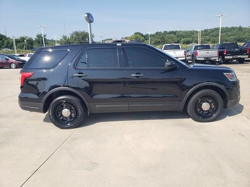 Used 2019 Ford Explorer 4WD Police Interceptor image 3
