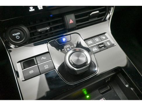 Used 2023 Subaru Solterra AWD image 14