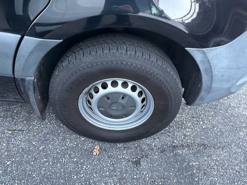 Used 2020 Mercedes-Benz Sprinter 2500 w/ Driver Convenience Package image 27