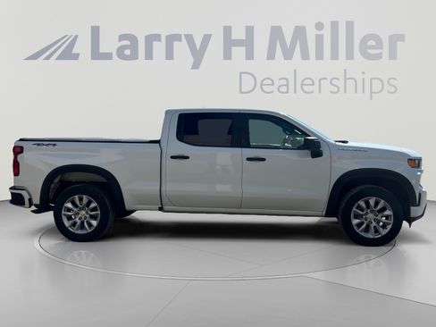Used 2021 Chevrolet Silverado 1500 Custom w/ Safety Confidence Package AWD/4WD image 6