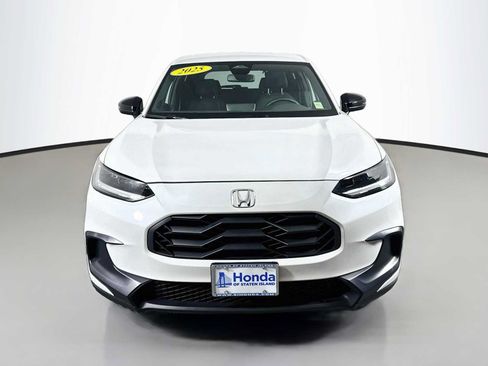 Used 2025 Honda HR-V Sport image 2