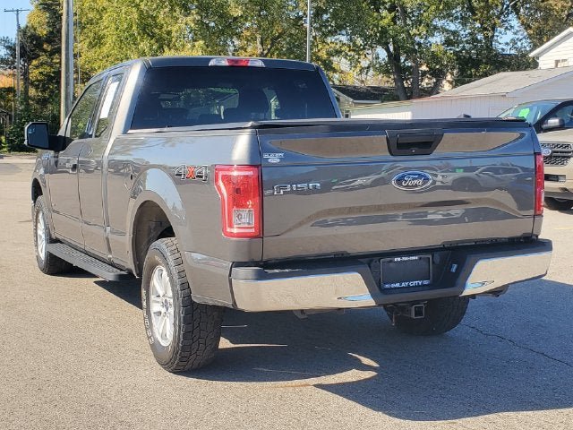 Used 2015 Ford F150 XLT w/ Equipment Group 301A Mid AWD/4WD image 3