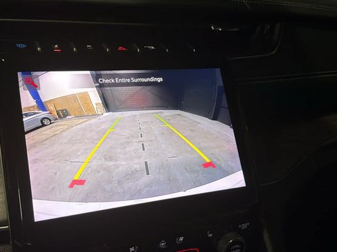 Used 2023 Jeep Grand Cherokee Overland AWD/4WD image 16