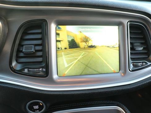 Used 2022 Dodge Challenger R/T w/ Blacktop Package image 27