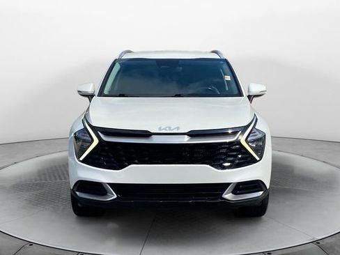 Used 2023 Kia Sportage EX image 8