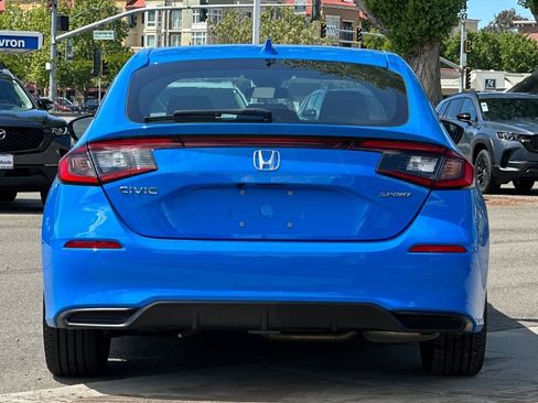 Used 2025 Honda Civic Sport image 5