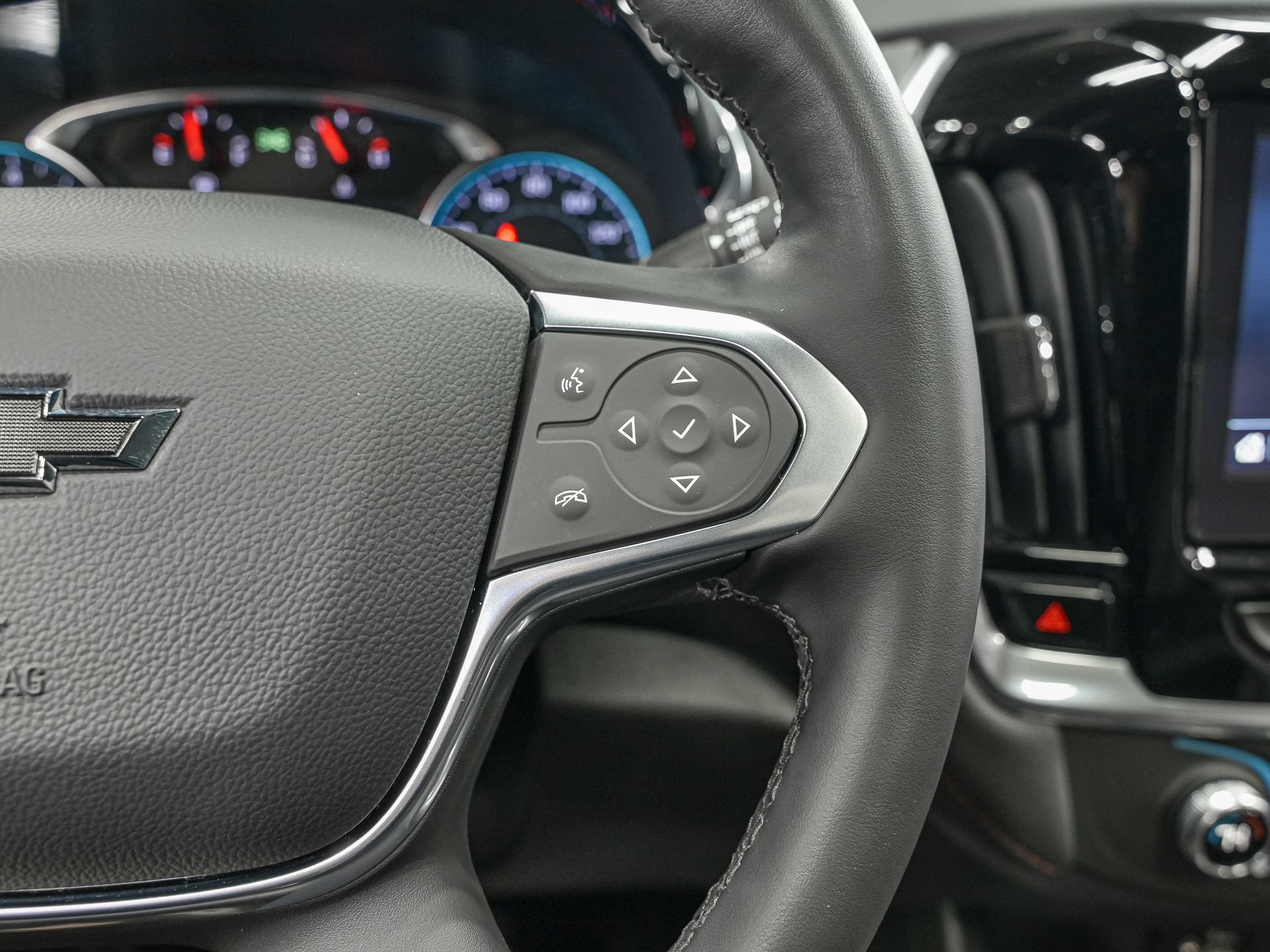 Used 2023 Chevrolet Traverse RS AWD/4WD image 20