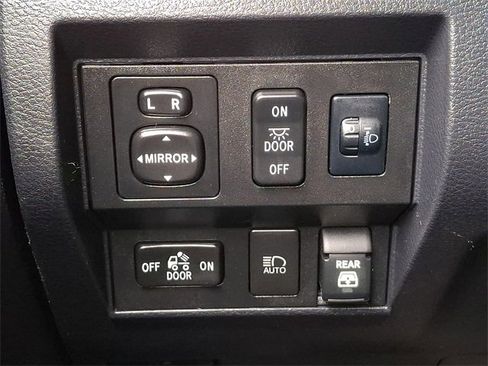 Used 2020 Toyota Tundra SR5 image 27