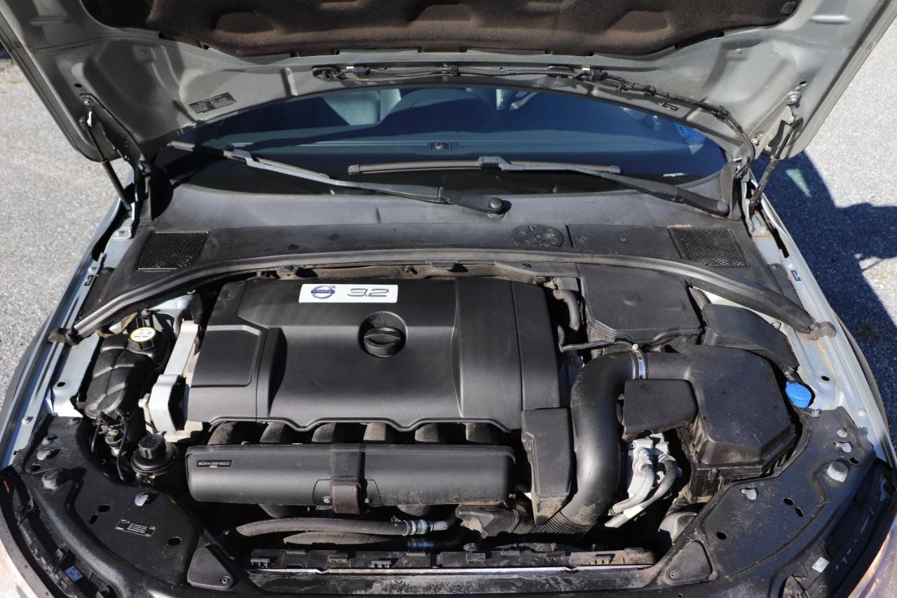 Used 2012 Volvo XC70 3.2 AWD/4WD image 37