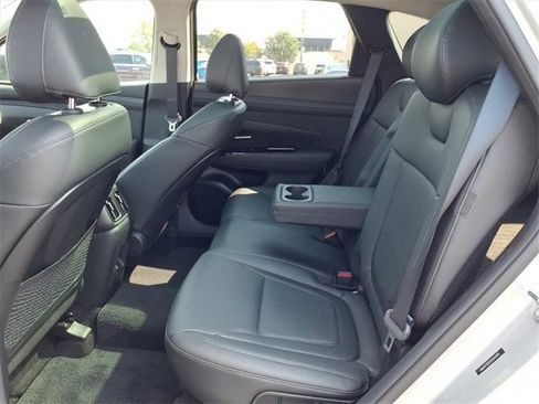 Certified 2025 Hyundai Tucson Limited image 11