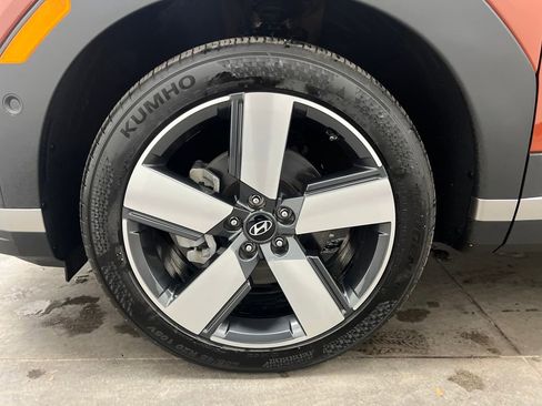 Used 2024 Hyundai Santa Fe Limited w/ Tow & Go Package image 32