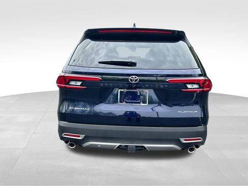 New 2026 Toyota Grand Highlander AWD Hybrid image 4