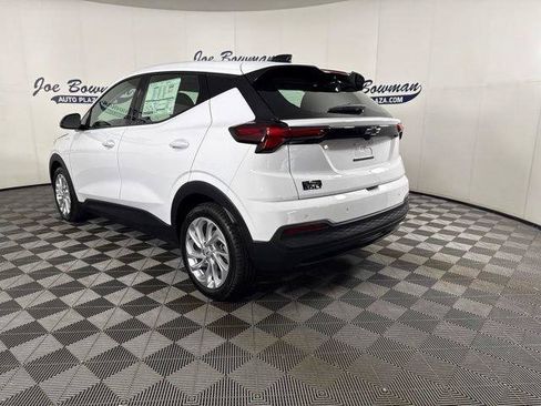 New 2027 Chevrolet Bolt LT FWD image 15