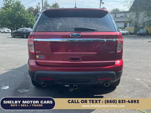 Used 2015 Ford Explorer XLT w/ Equipment Group 202A image 7