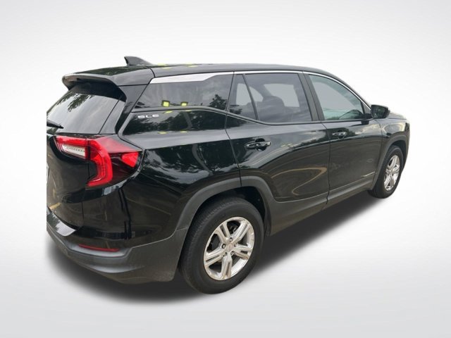 Used 2022 GMC Terrain SLE FWD image 10
