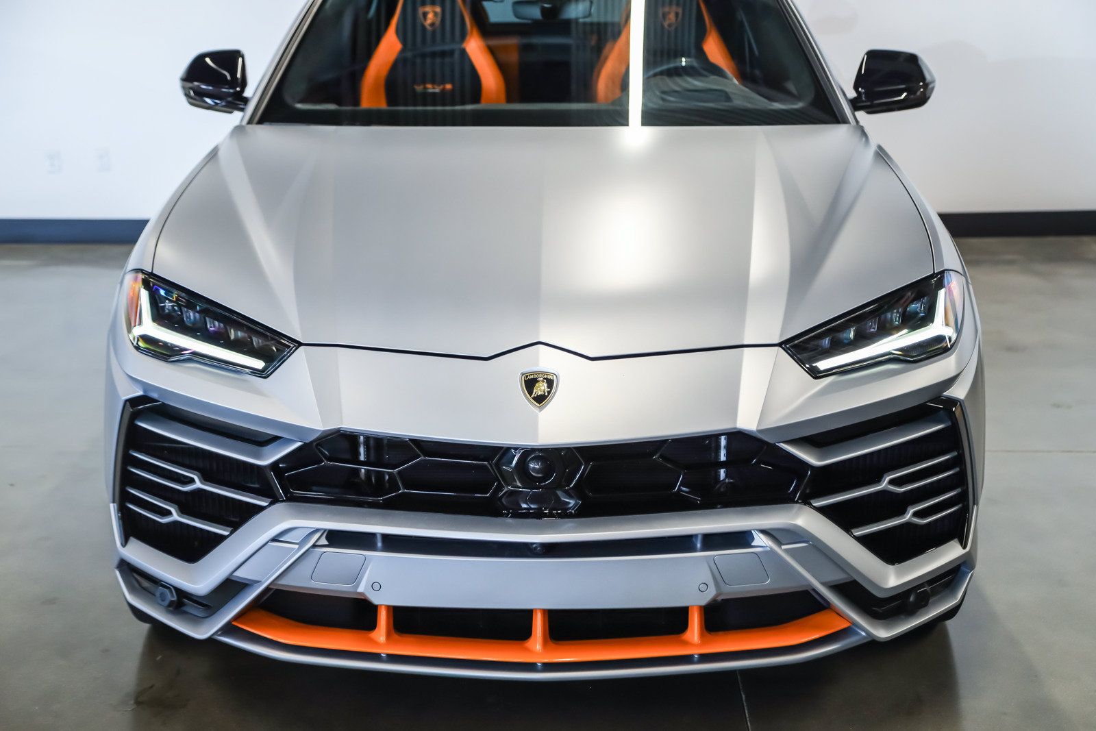 Used 2022 Lamborghini Urus AWD/4WD image 4