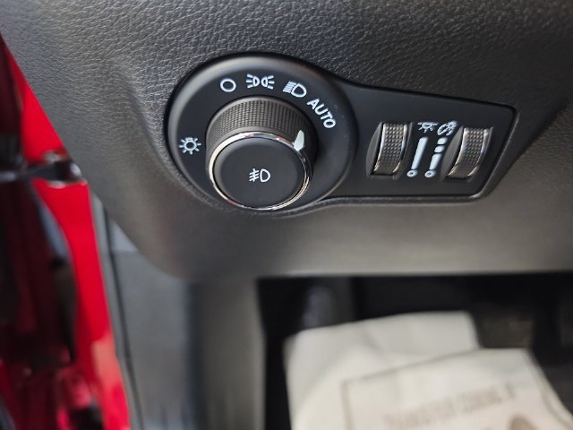 Used 2025 Jeep Compass Latitude AWD/4WD image 21