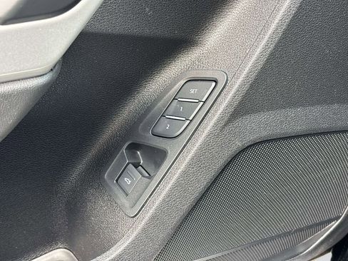 Used 2024 Audi Q3 2.0T Premium AWD/4WD image 19
