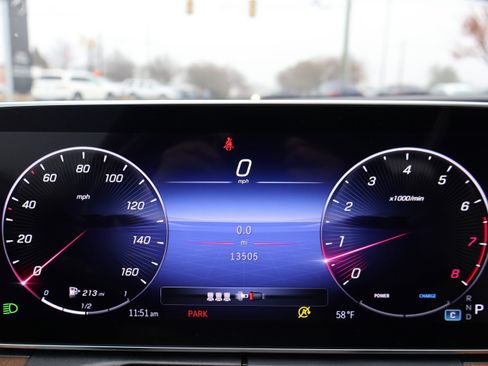 Used 2023 Mercedes-Benz C 300 4MATIC Sedan image 29