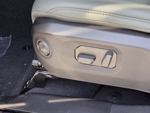 New 2026 Jeep Gladiator Mojave AWD/4WD image 15