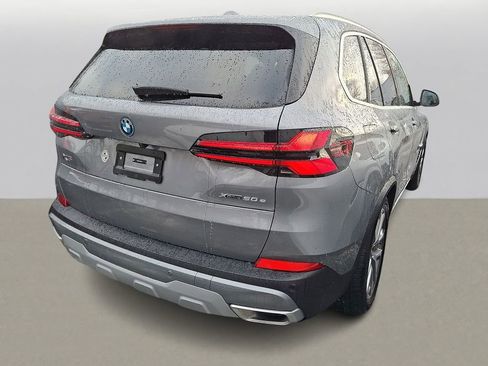 Used 2026 BMW X5 xDrive50e w/ Climate Comfort Package image 4