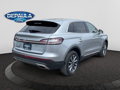 Used 2022 Lincoln Nautilus AWD image 7