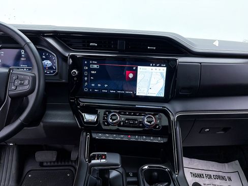 Used 2025 GMC Sierra 1500 Pro w/ Pro Value Package image 11