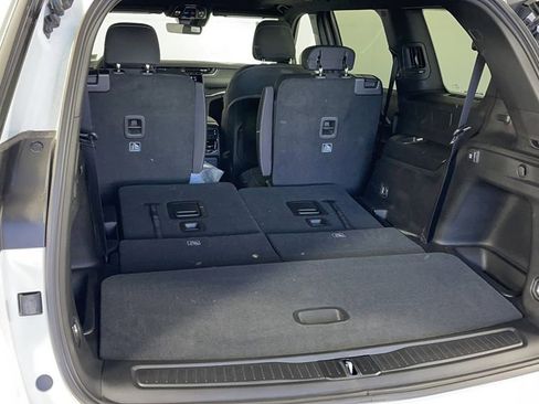 New 2025 Jeep Grand Cherokee L Laredo image 33