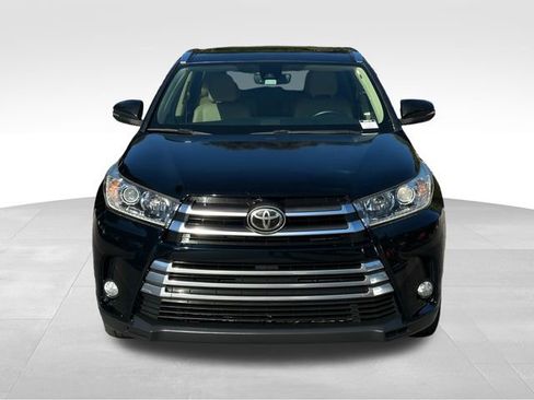 Used 2017 Toyota Highlander Limited image 8