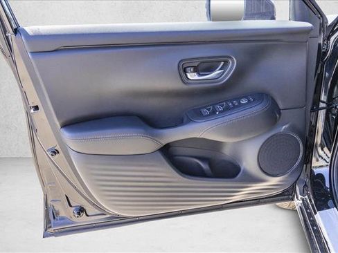 New 2026 Honda HR-V EX-L image 12