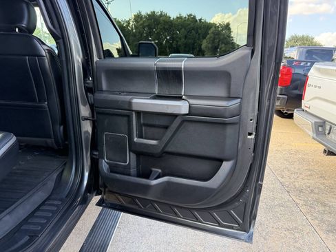 Used 2019 Ford F150 Platinum AWD/4WD image 16