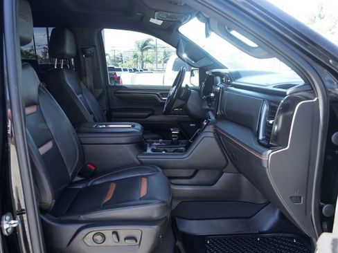 Used 2022 GMC Sierra 1500 AT4 w/ AT4 Preferred Package AWD/4WD image 41