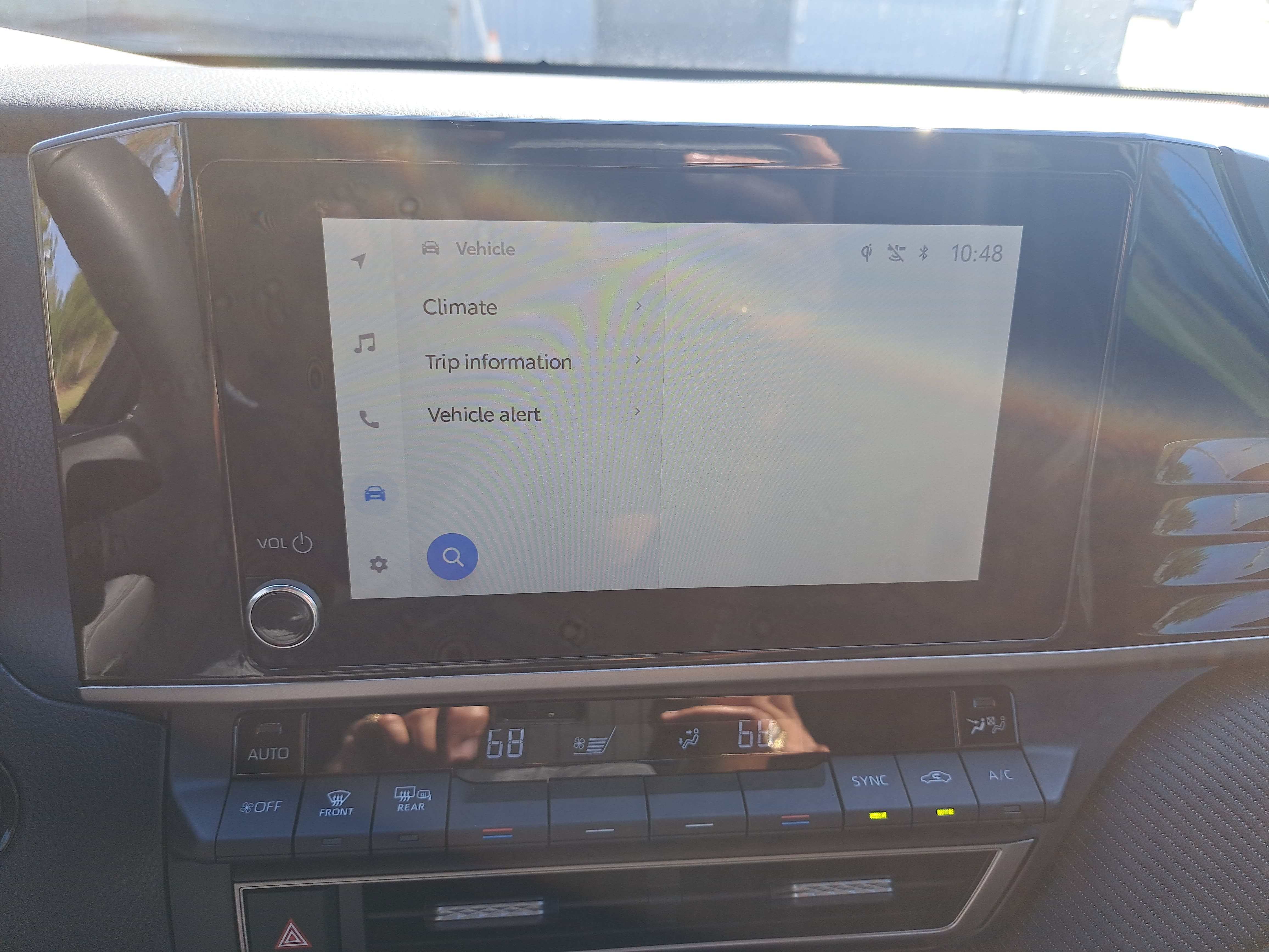 Used 2025 Toyota Camry SE w/ Convenience Package FWD image 20