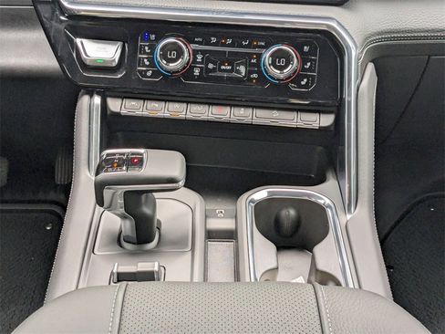 New 2025 GMC Sierra 1500 Denali image 19