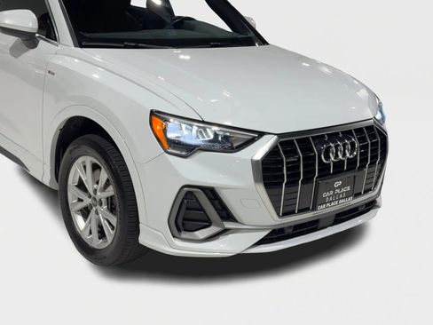Used 2021 Audi Q3 2.0T Premium w/ Convenience Package image 3