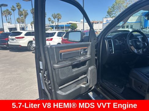 Used 2017 RAM 1500 Laramie w/ Convenience Group image 26