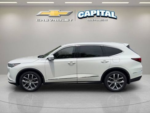 Used 2023 Acura MDX FWD w/ Technology Package image 2