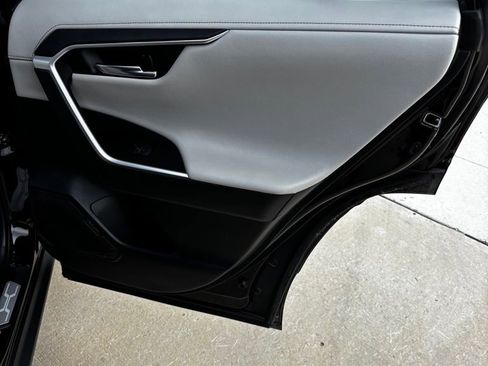 Used 2024 Toyota RAV4 Limited image 13