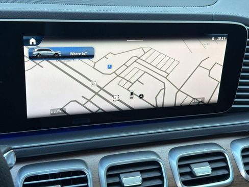 New 2026 Mercedes-Benz GLS 450 4MATIC image 25
