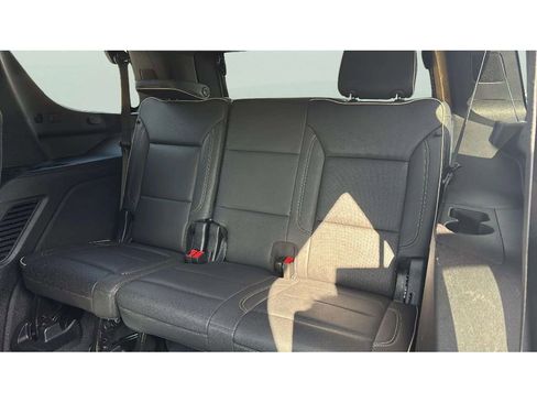 Used 2025 Chevrolet Tahoe Premier image 13