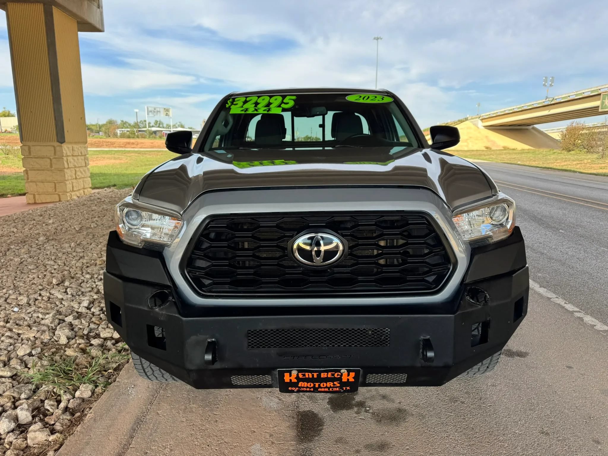 Used 2023 Toyota Tacoma SR5 w/ SX Package AWD/4WD image 8