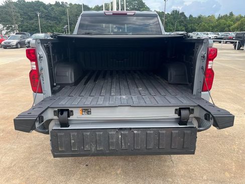 Used 2025 Chevrolet Silverado 1500 Custom Trail Boss w/ LPO, Dark Essentials Package AWD/4WD image 29