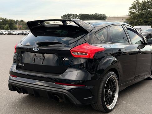 Used 2017 Ford Focus RS AWD/4WD image 7