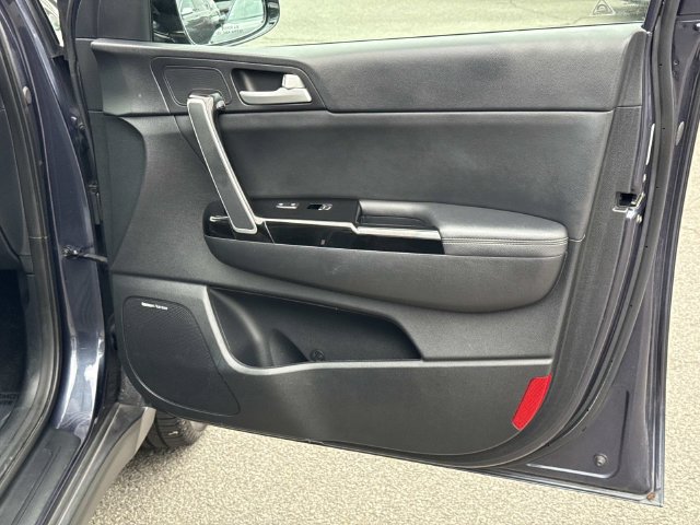 Used 2019 Kia Sportage EX w/ EX Technology Package FWD image 8