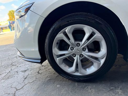 Used 2023 Honda Accord LX image 25