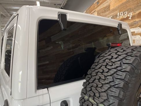 New 2026 Jeep Wrangler Unlimited Rubicon AWD/4WD image 24