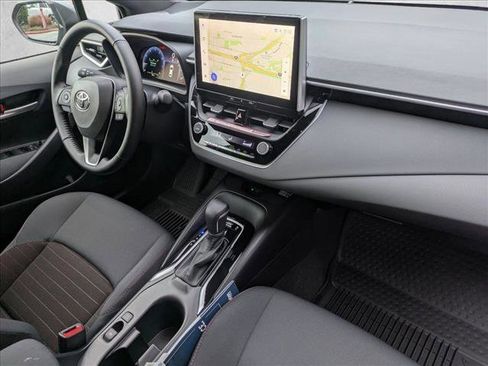 Used 2026 Toyota Corolla SE image 21