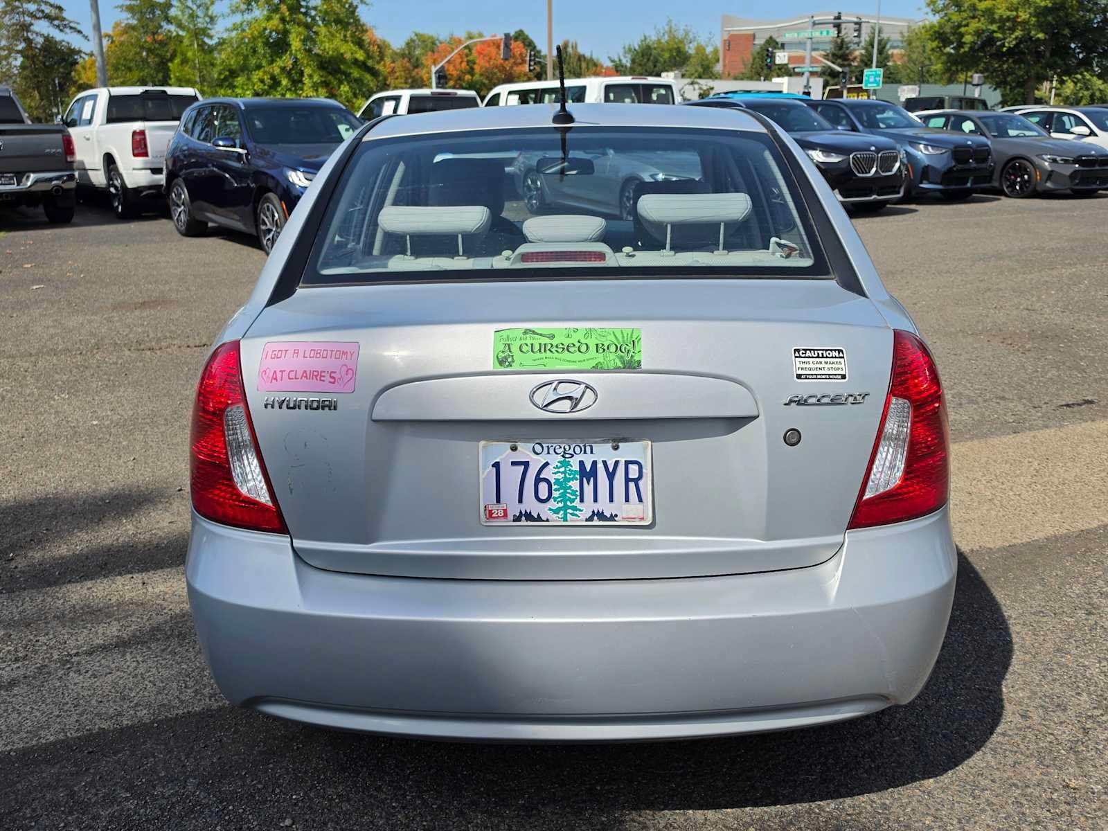 Used 2011 Hyundai Accent GLS FWD image 4