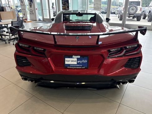 Used 2022 Chevrolet Corvette Stingray Premium Conv w/ Z51 Performance Package RWD image 6
