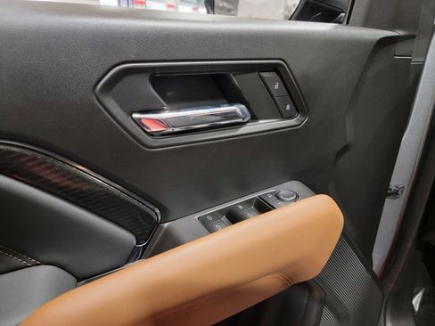 Certified 2024 GMC Canyon AT4 w/ Technology Package image 18